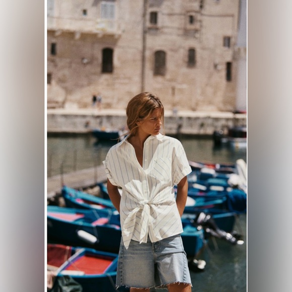 Zara Poplin Shirt tie front size xs. Loose fit - Picture 2 of 10